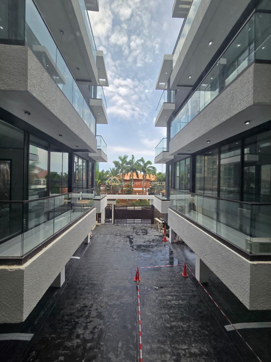 Luxury 3 Bedroom Apartment with Bq, Gym, Elevator and Pool, Lekki Phase 1, Lekki, Lekki Phase 1, Lekki, Lagos, Flat / Apartment for Rent
