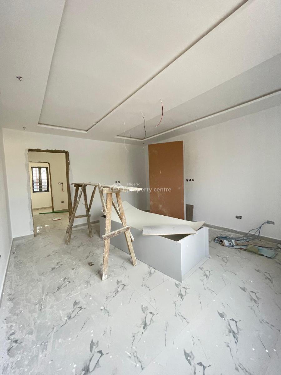 Very Spacious 4 Bedroom Terrace Duplex with Bq., Surulere, Lagos, Terraced Duplex for Sale