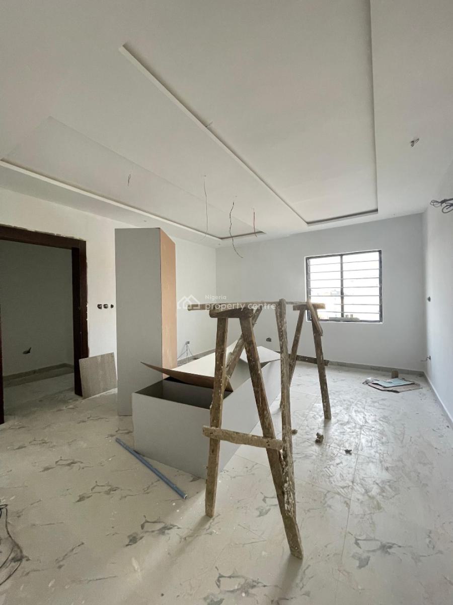Very Spacious 4 Bedroom Terrace Duplex with Bq., Surulere, Lagos, Terraced Duplex for Sale