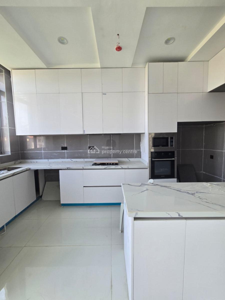Exquisitely Built 2 Bedroom Apartments with Elevator, Communal Pool & Gym, Lekki Phase 1, Lekki, Lagos, Flat / Apartment for Sale