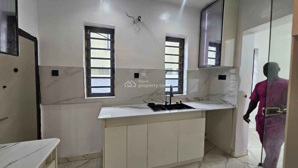 Beautifully Built 3 Bedroom Semi-detached Duplex with a Bq, Ramat Cresent, Ogudu, Lagos, Semi-detached Duplex for Sale