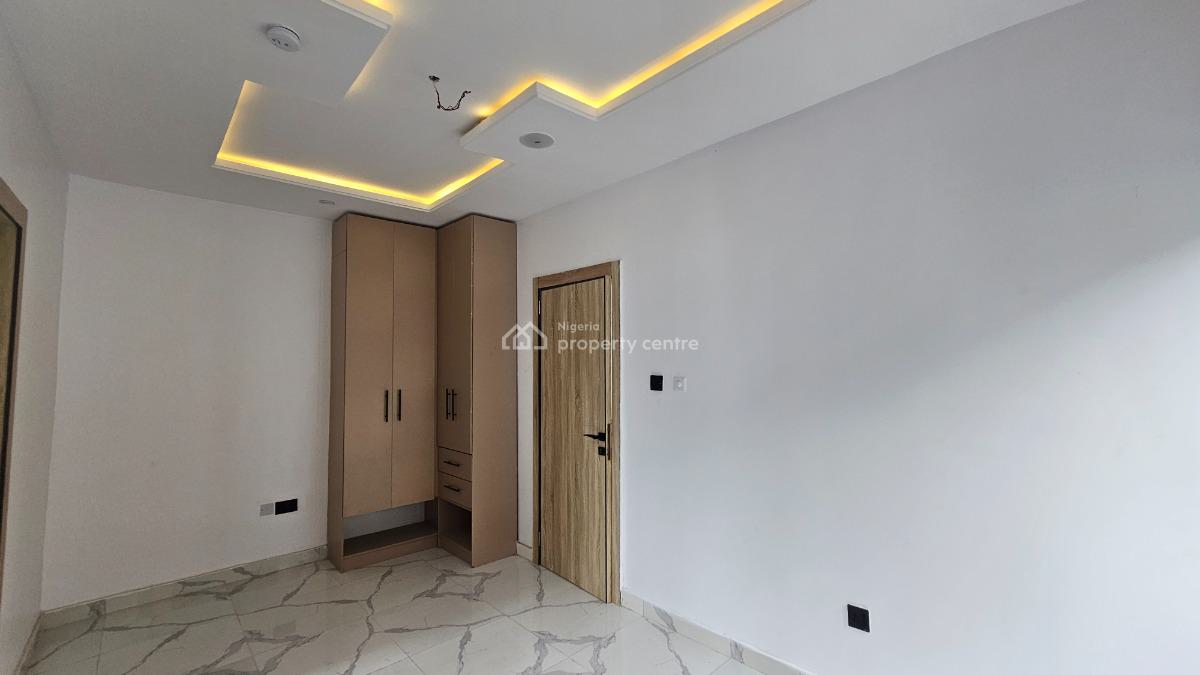 Beautifully Built 3 Bedroom Semi-detached Duplex with a Bq, Ramat Cresent, Ogudu, Lagos, Semi-detached Duplex for Sale