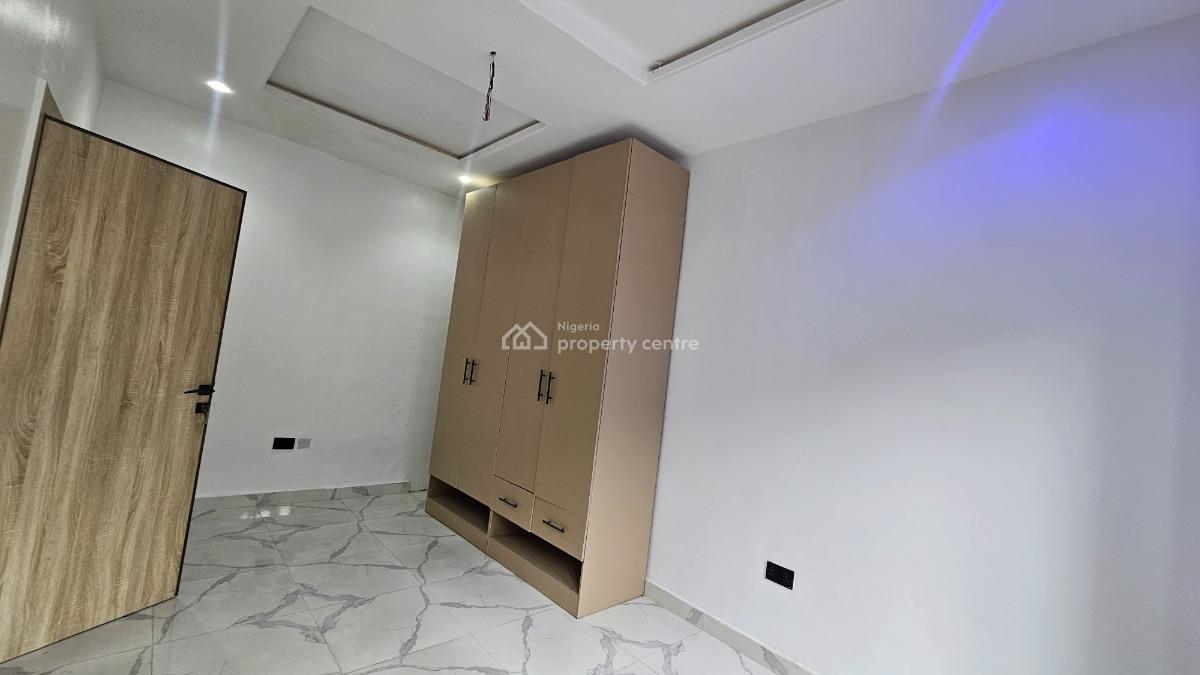 Beautifully Built 3 Bedroom Semi-detached Duplex with a Bq, Ramat Cresent, Ogudu, Lagos, Semi-detached Duplex for Sale