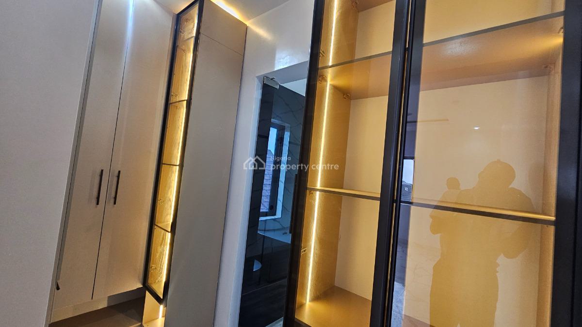Beautifully Built 3 Bedroom Semi-detached Duplex with a Bq, Ramat Cresent, Ogudu, Lagos, Semi-detached Duplex for Sale
