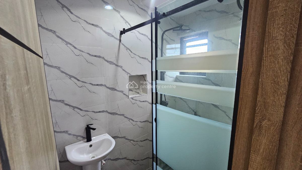Tastefully Built 2 Bedroom Apartment, Ramat Cresent, Ogudu, Lagos, Block of Flats for Sale