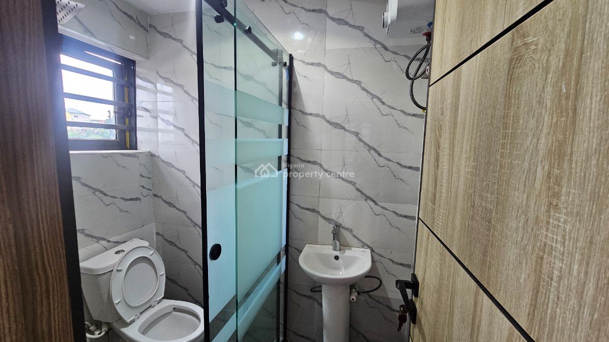 Tastefully Built 2 Bedroom Apartment, Ramat Cresent, Ogudu, Lagos, Block of Flats for Sale