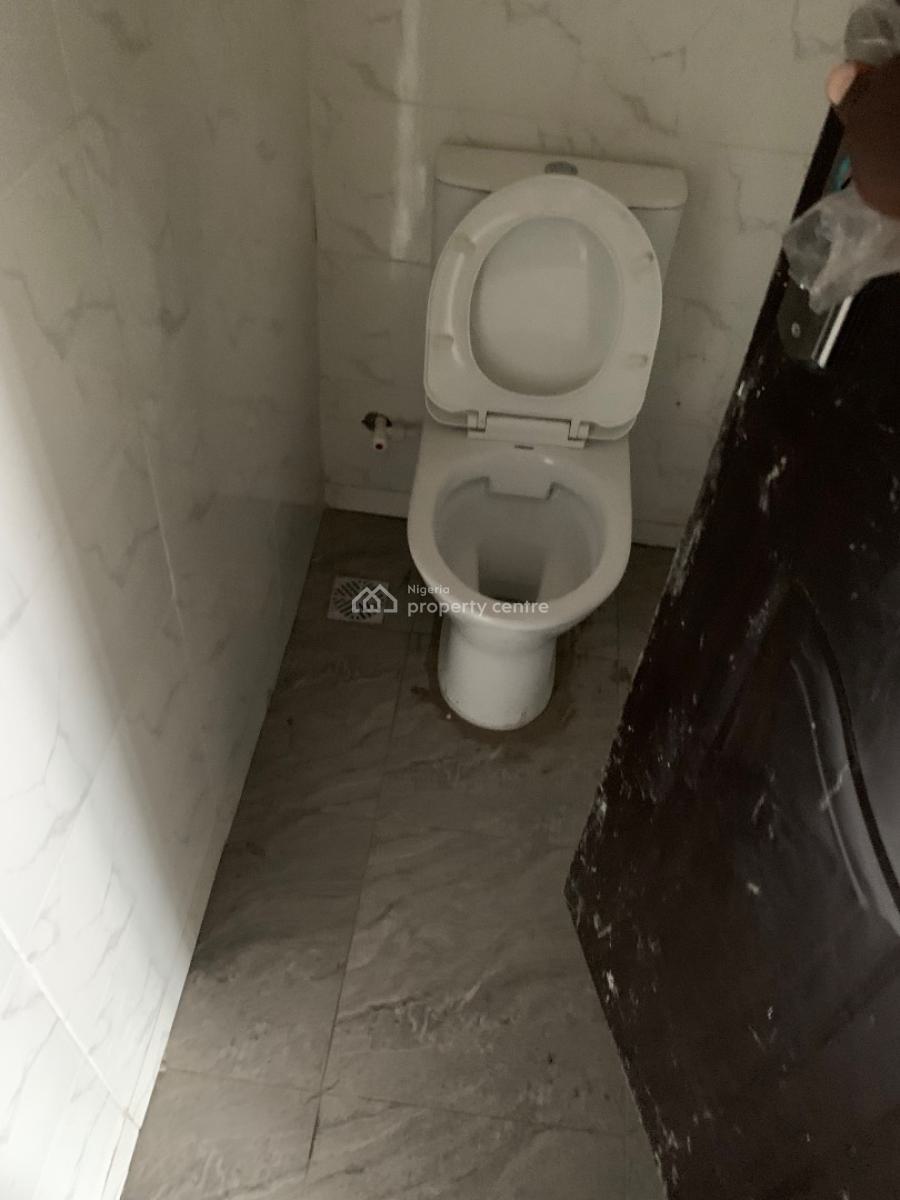 Newly Built Commercial Space Measuring 374sqm, Idimu Road, Idimu, Lagos, Commercial Property for Rent