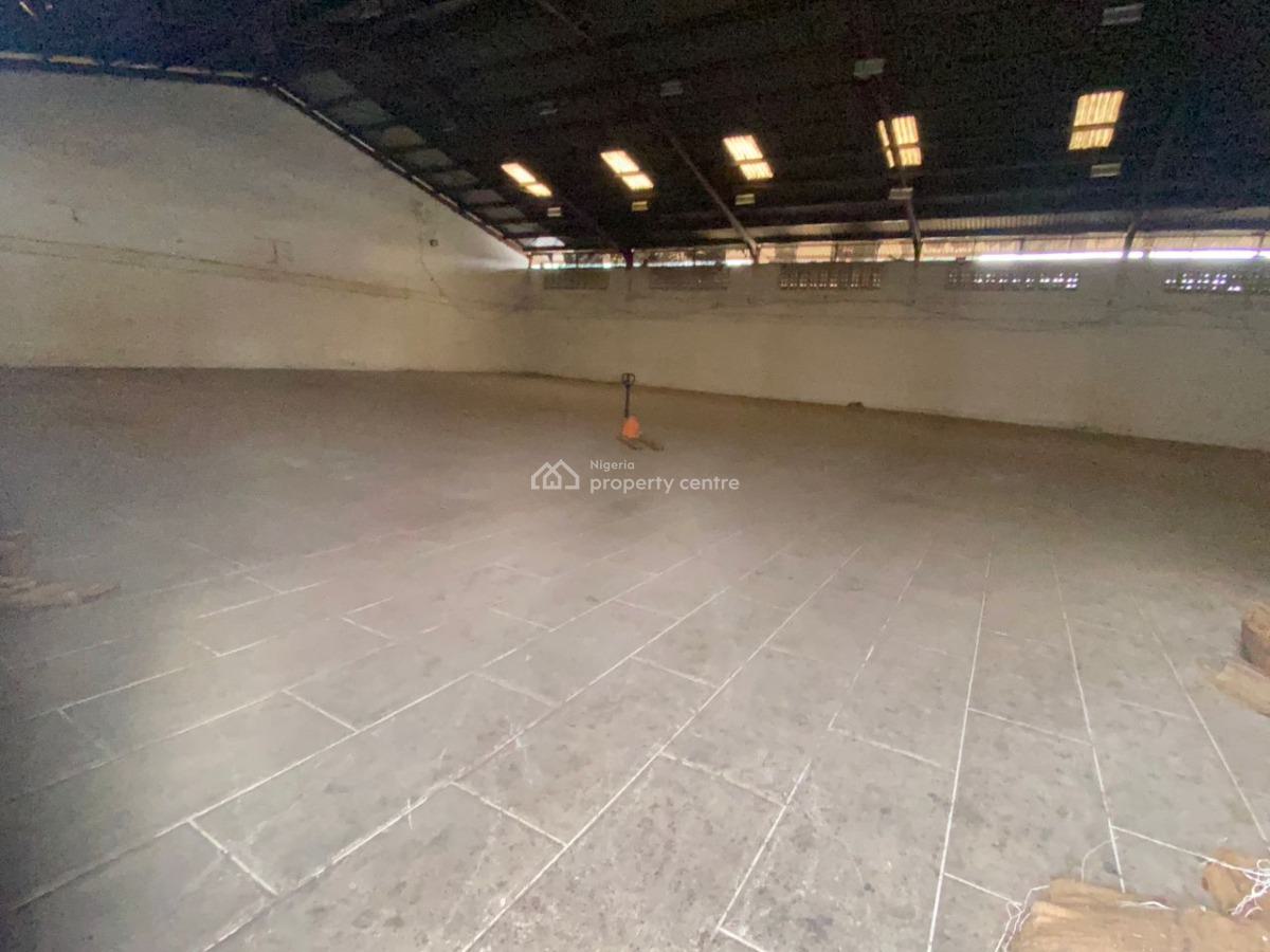 Commercial Warehouse on 7638sqm, Off Oba Akran Road, Ikeja, Lagos, Warehouse for Sale