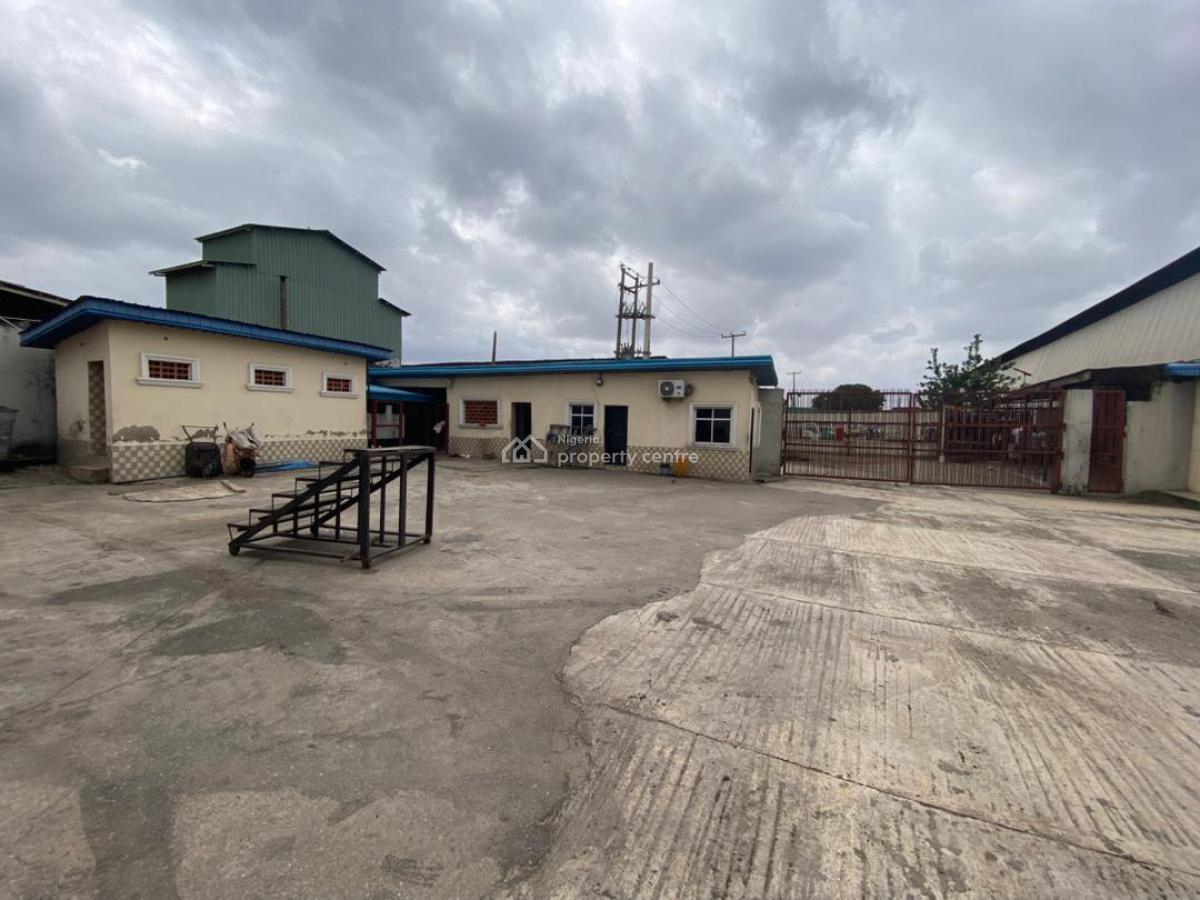 Commercial Warehouse on 7638sqm, Off Oba Akran Road, Ikeja, Lagos, Warehouse for Sale