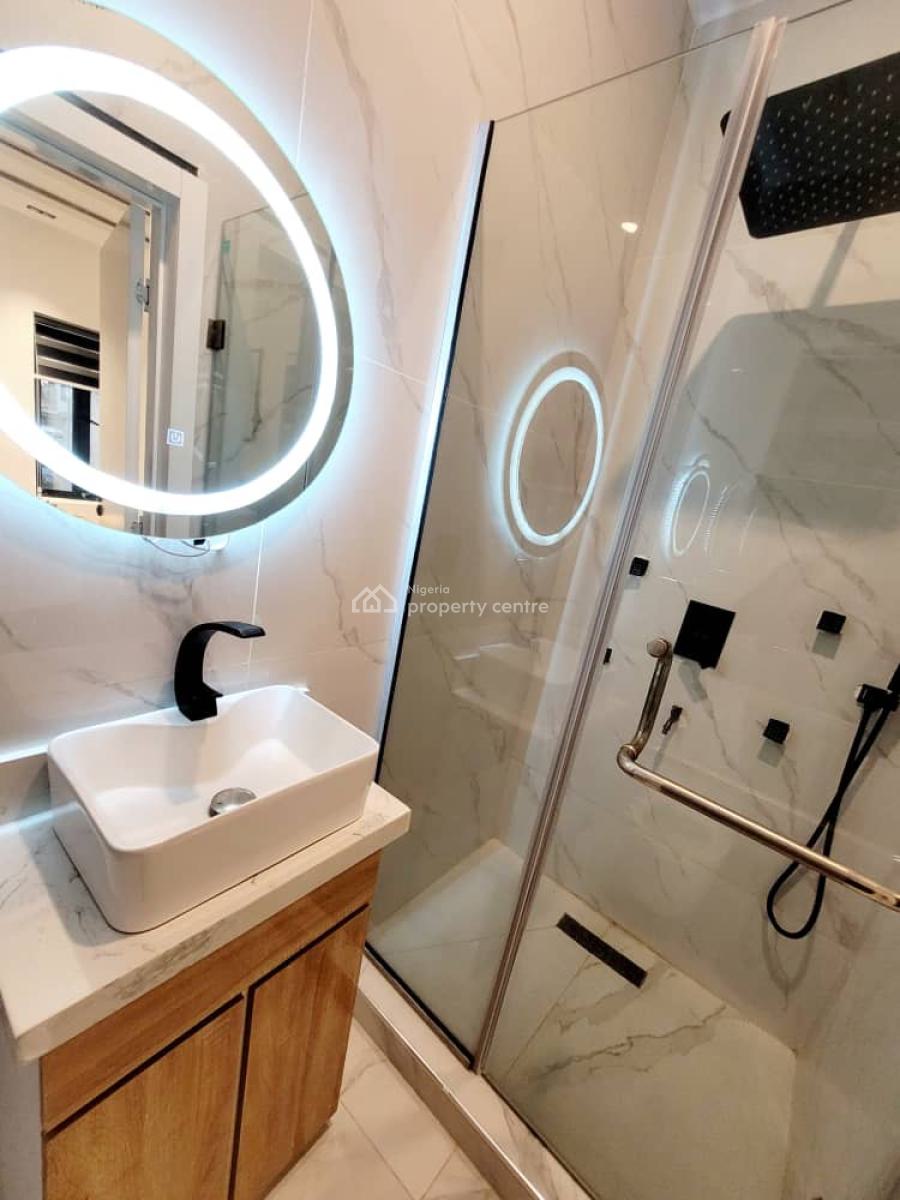 Luxury 2 Bedroom with Balcony N Guest Toilet, Ikoyi, Lagos, Flat / Apartment Short Let