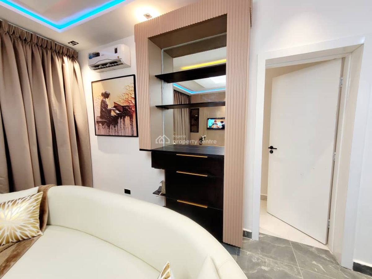 Luxury 2 Bedroom with Balcony N Guest Toilet, Ikoyi, Lagos, Flat / Apartment Short Let