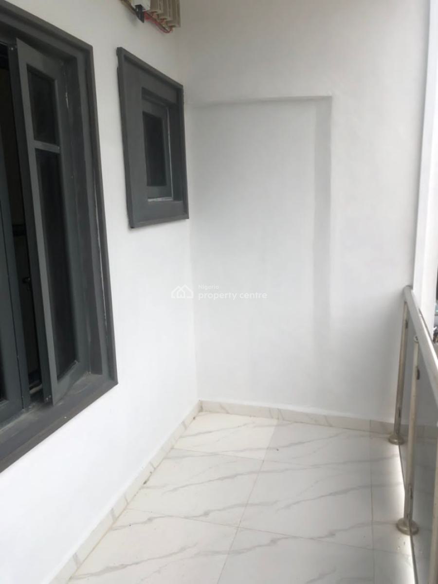 Lovely and Spacious 3 Bedroom Flat, Osapa, Lekki, Lagos, Flat / Apartment for Rent
