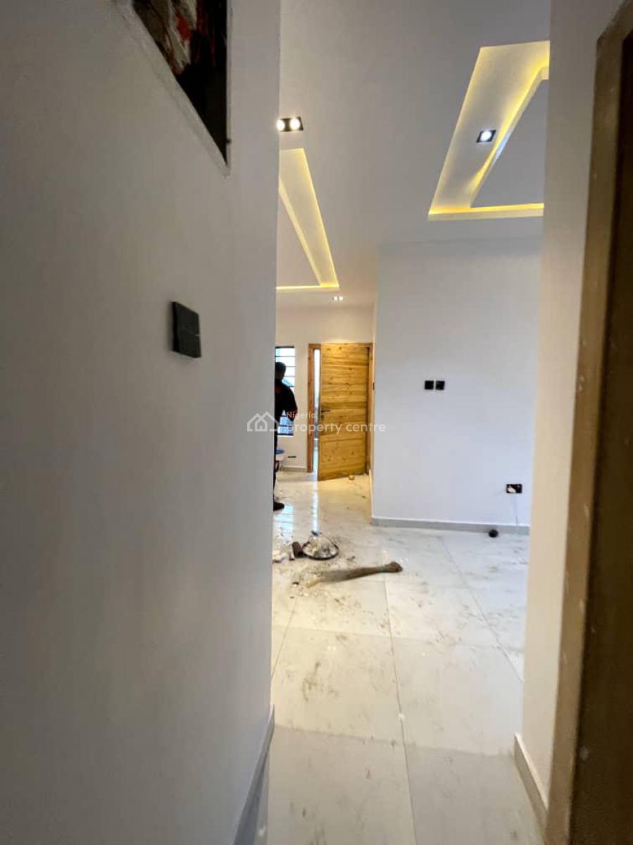 a Brand New 2bedroom Flat, Before Novate Shoprite Ajah, Lekki Phase 2, Lekki, Lagos, Flat / Apartment for Rent