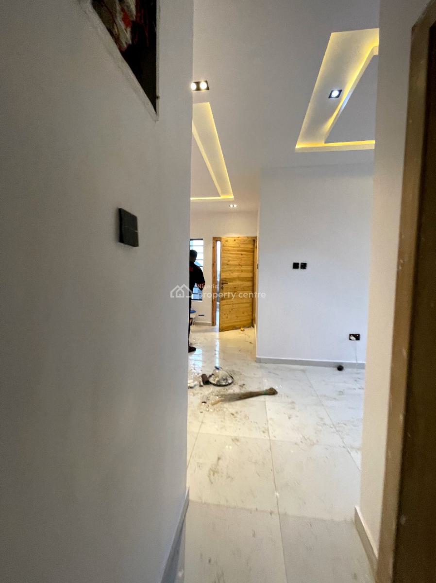 a Brand New 2bedroom Flat, Before Novate Shoprite Ajah, Lekki Phase 2, Lekki, Lagos, Flat / Apartment for Rent