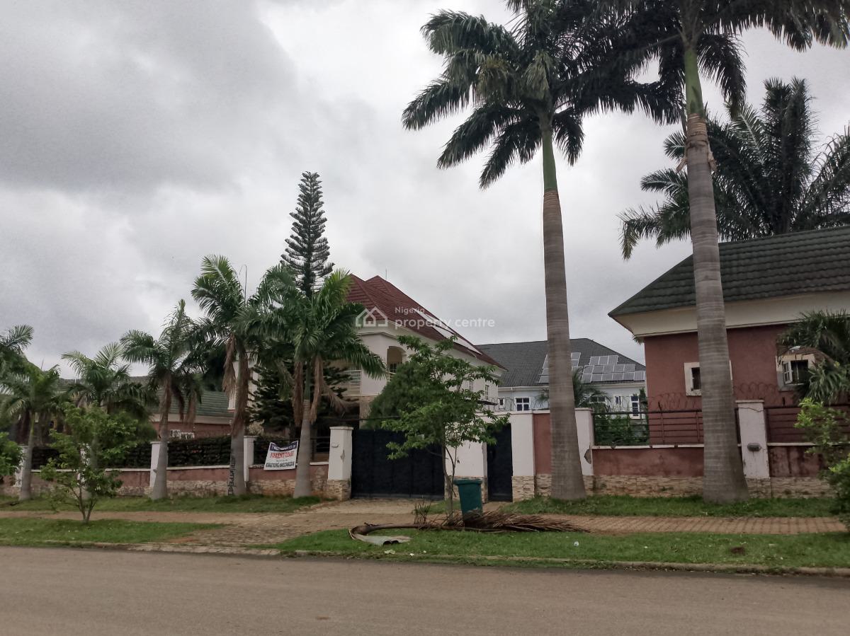 Spacious 3 Bedroom Furnished Flat, Katampe Extension, Katampe, Abuja, Flat / Apartment for Rent