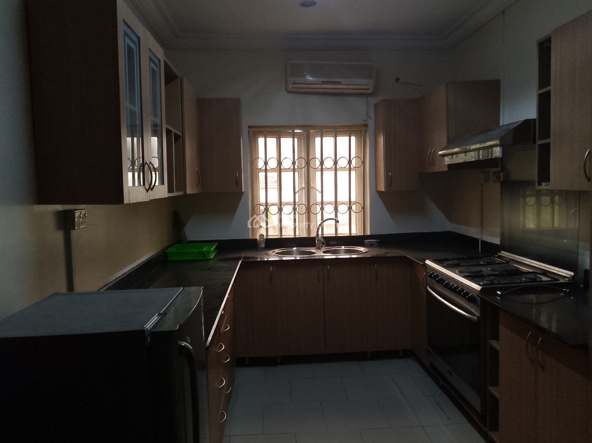 Spacious 3 Bedroom Furnished Flat, Katampe Extension, Katampe, Abuja, Flat / Apartment for Rent