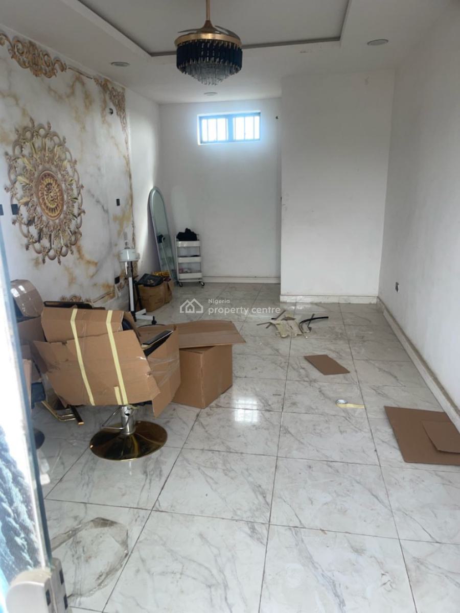 27sqm Shop Space, Akowonjo Road, Akowonjo, Alimosho, Lagos, Plaza / Complex / Mall for Rent
