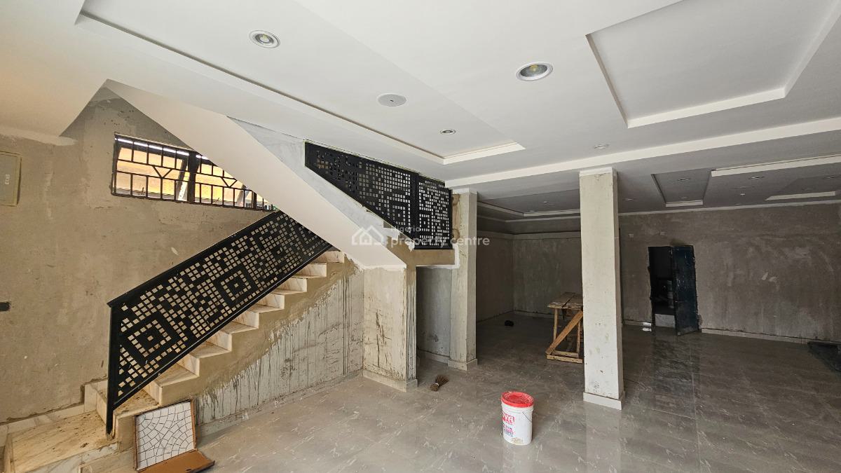Brand New and Strategically Located 600sqm Open Plan Office Space, Ogudu- Ojota Road, Ogudu, Lagos, Office Space for Rent