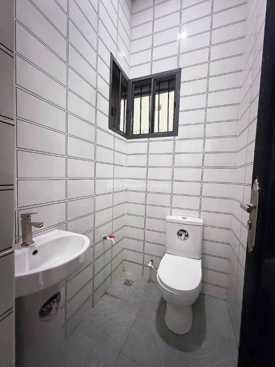 Contemporary 2 Bedroom Detached Bungalow Well Tastefully Finished, Ada George, Port Harcourt, Rivers, Detached Bungalow for Sale