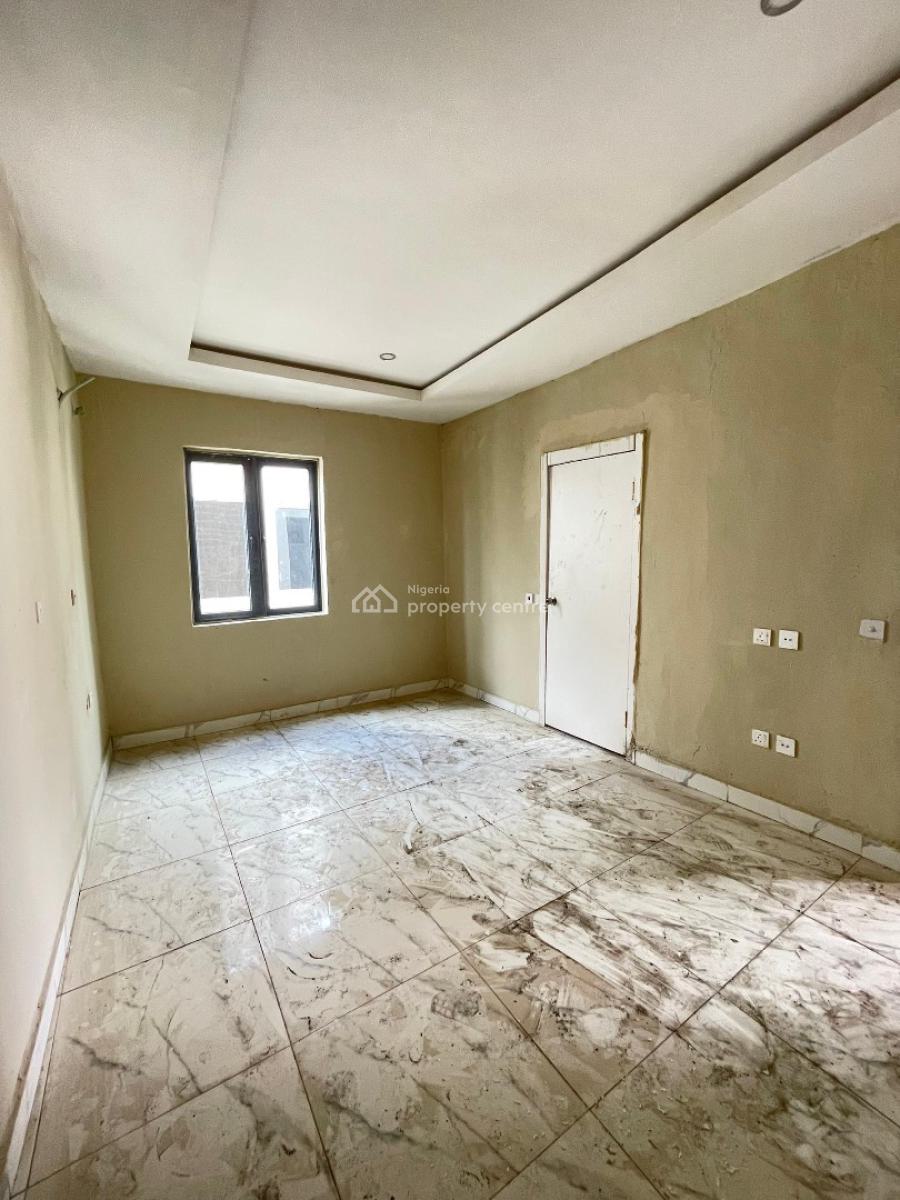 Breathtaking 3 Bedroom Apartment in a Secured Estate, Surulere, Lagos, Block of Flats for Sale