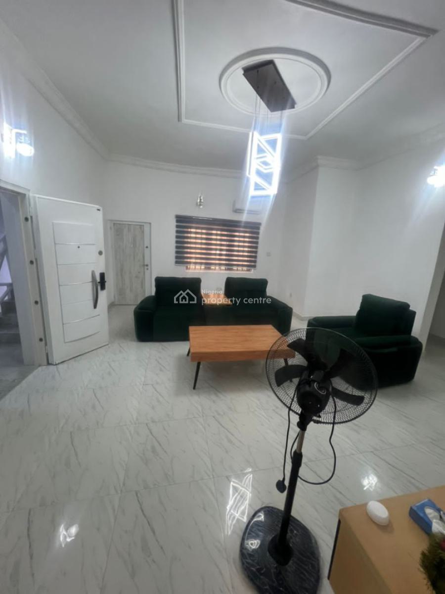 Serviced 3 Bedroom Apartment (furnished), Amore Side, Lekki Phase 1, Lekki, Lagos, Flat / Apartment for Rent
