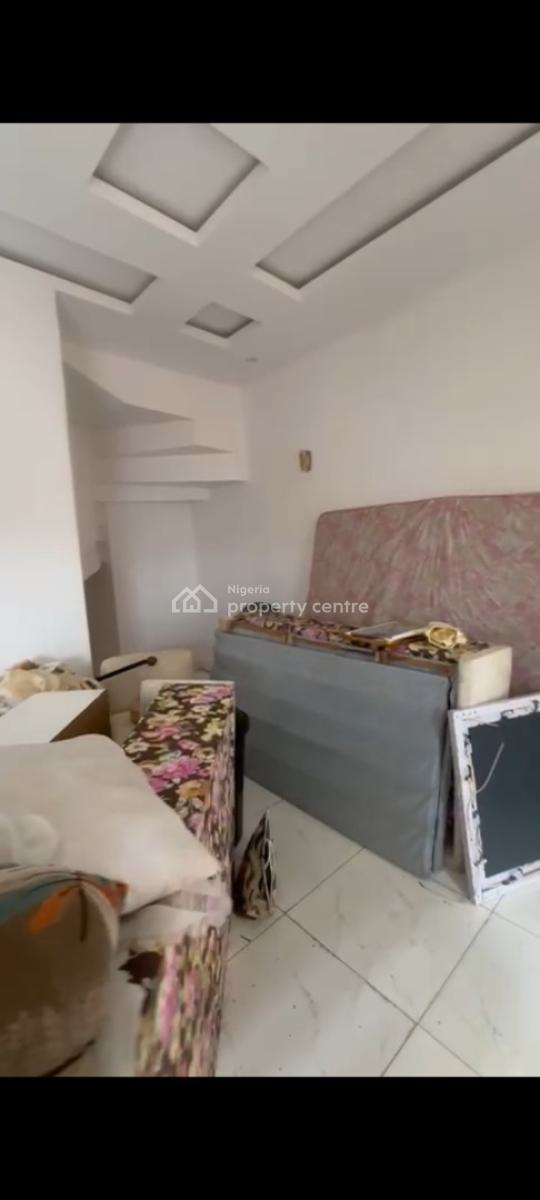 Big Well Converted Studio Apartment with Wardrobe, Tatiana Court, Ikota Villa, Lekki, Lagos, Self Contain (single Rooms) for Rent