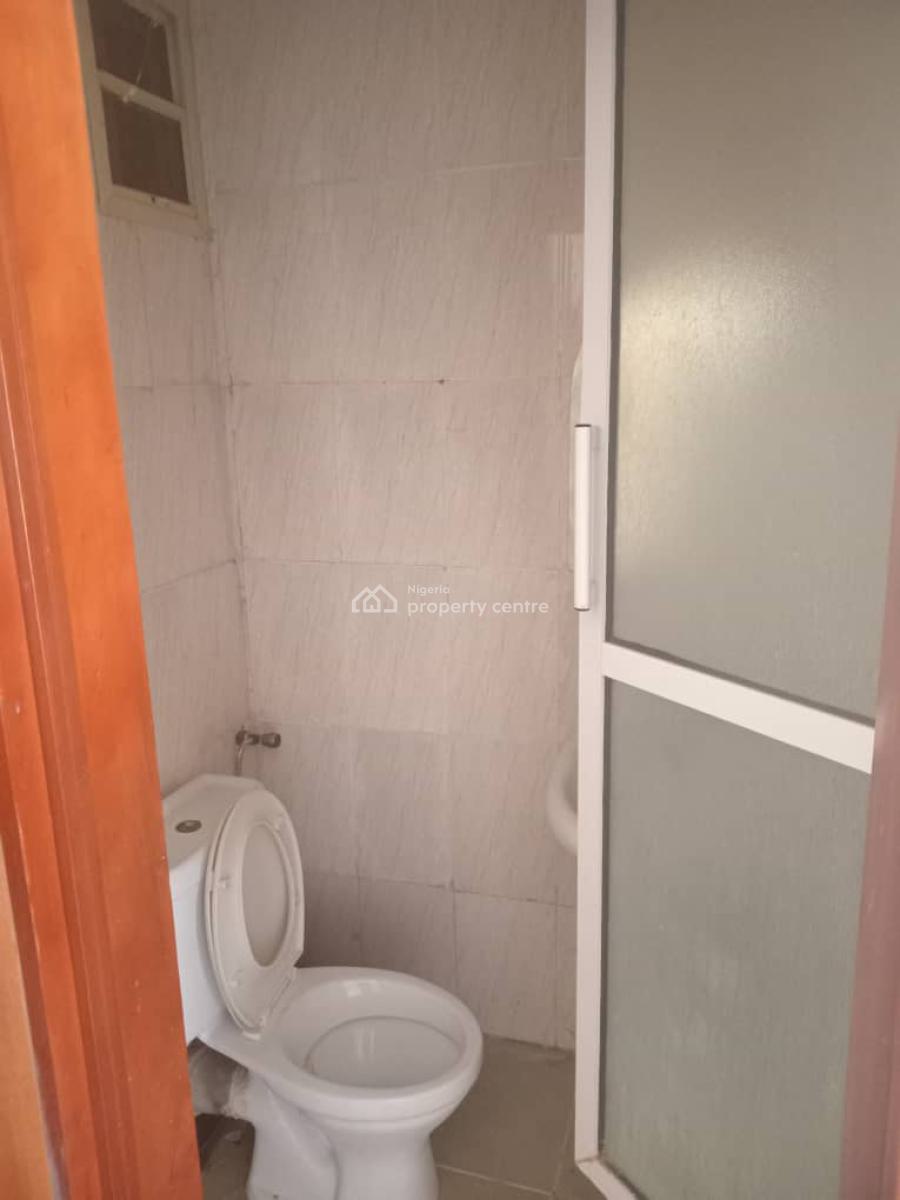 Spacious Selfcon Upstairs, Ikate Elegushi, Lekki, Lagos, Self Contain (single Rooms) for Rent