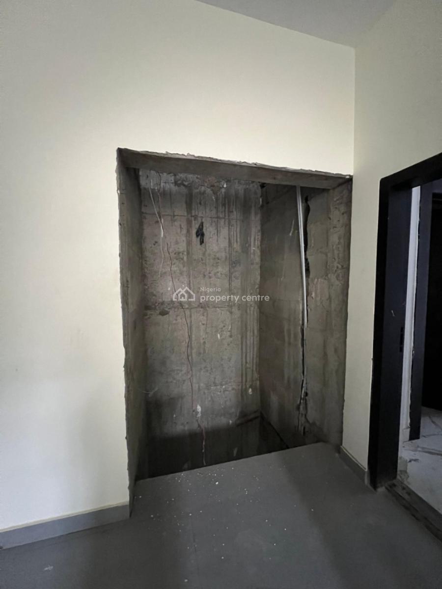 2 Bedroom Apartment with a Bq and Elevator, Lekki Phase 1, Lekki, Lagos, Flat / Apartment for Sale