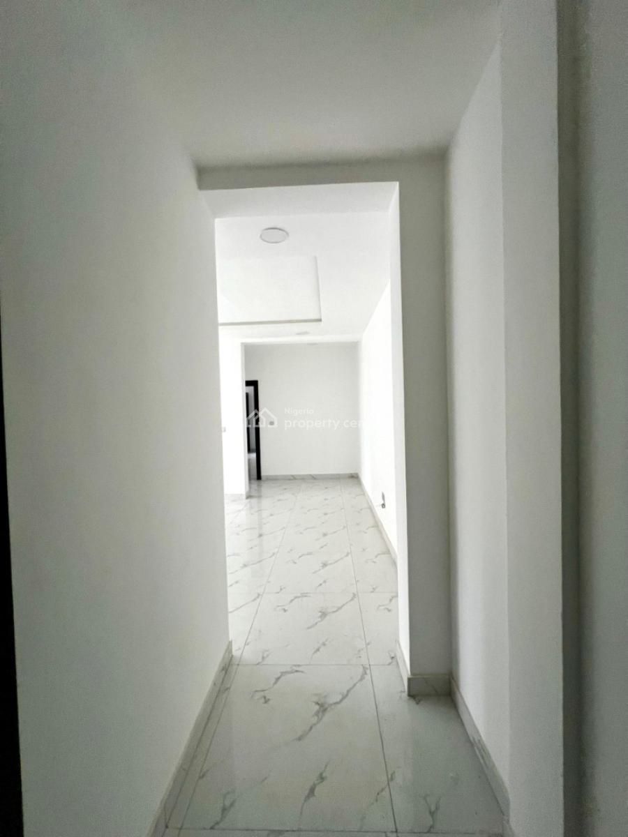 2 Bedroom Apartment with a Bq and Elevator, Lekki Phase 1, Lekki, Lagos, Flat / Apartment for Sale