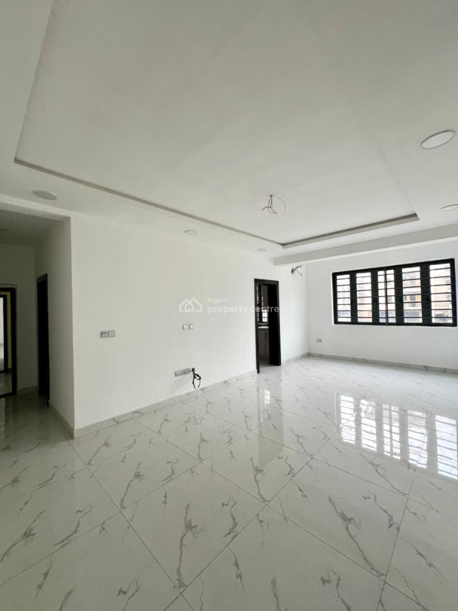 2 Bedroom Apartment with a Bq and Elevator, Lekki Phase 1, Lekki, Lagos, Flat / Apartment for Sale