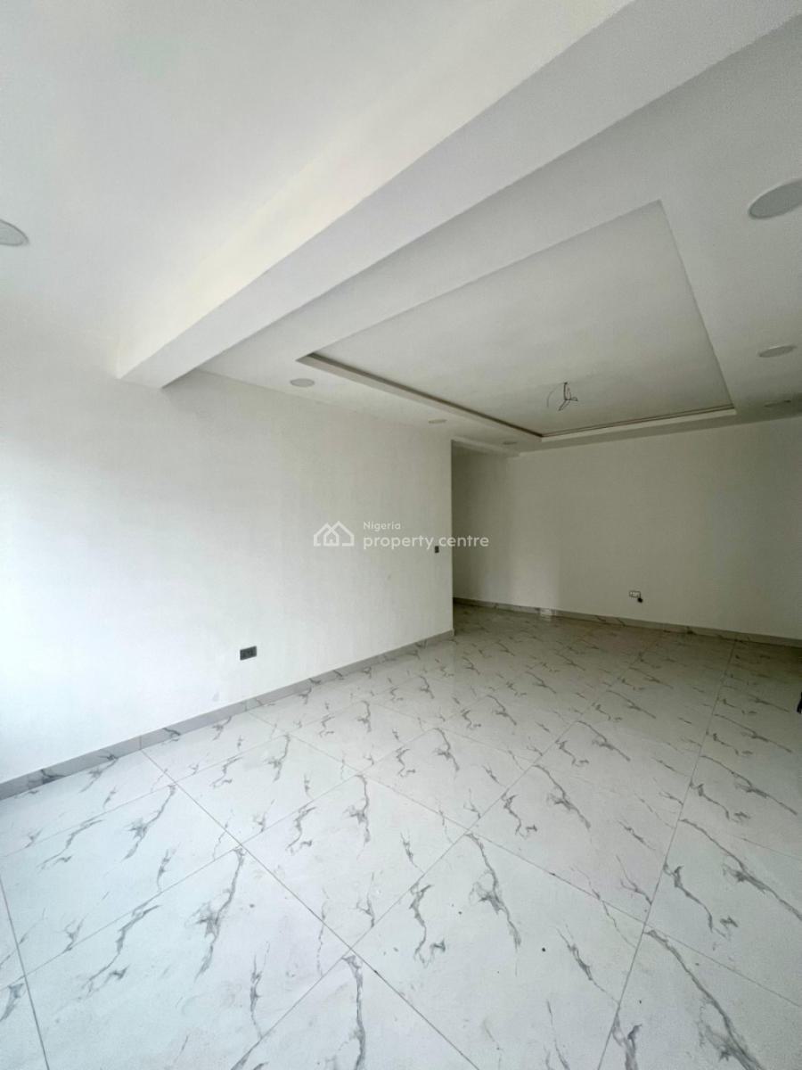 2 Bedroom Apartment with a Bq and Elevator, Lekki Phase 1, Lekki, Lagos, Flat / Apartment for Sale