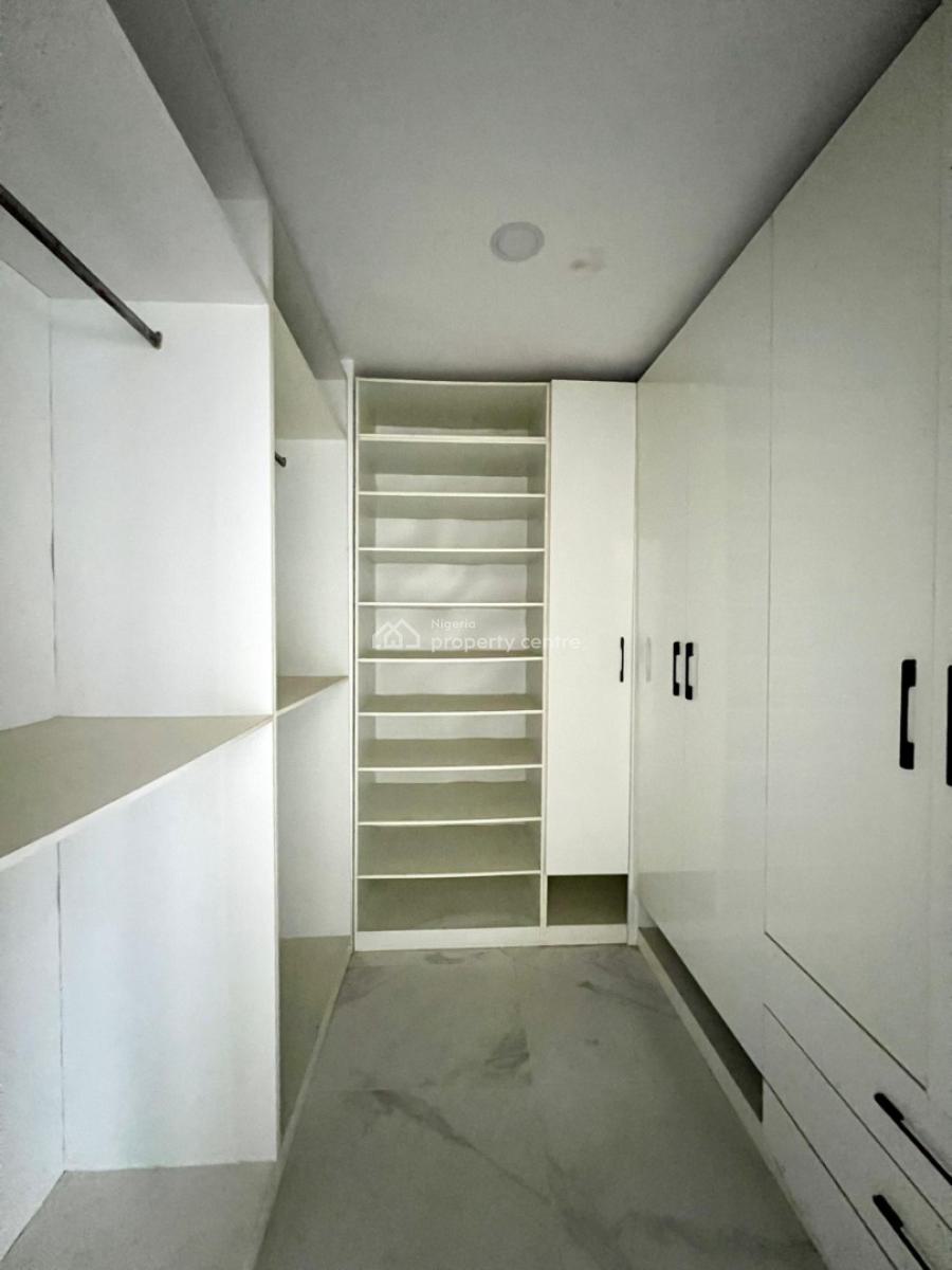 3 Bedroom Apartment, Lekki Phase 1, Lekki, Lagos, Flat / Apartment for Sale