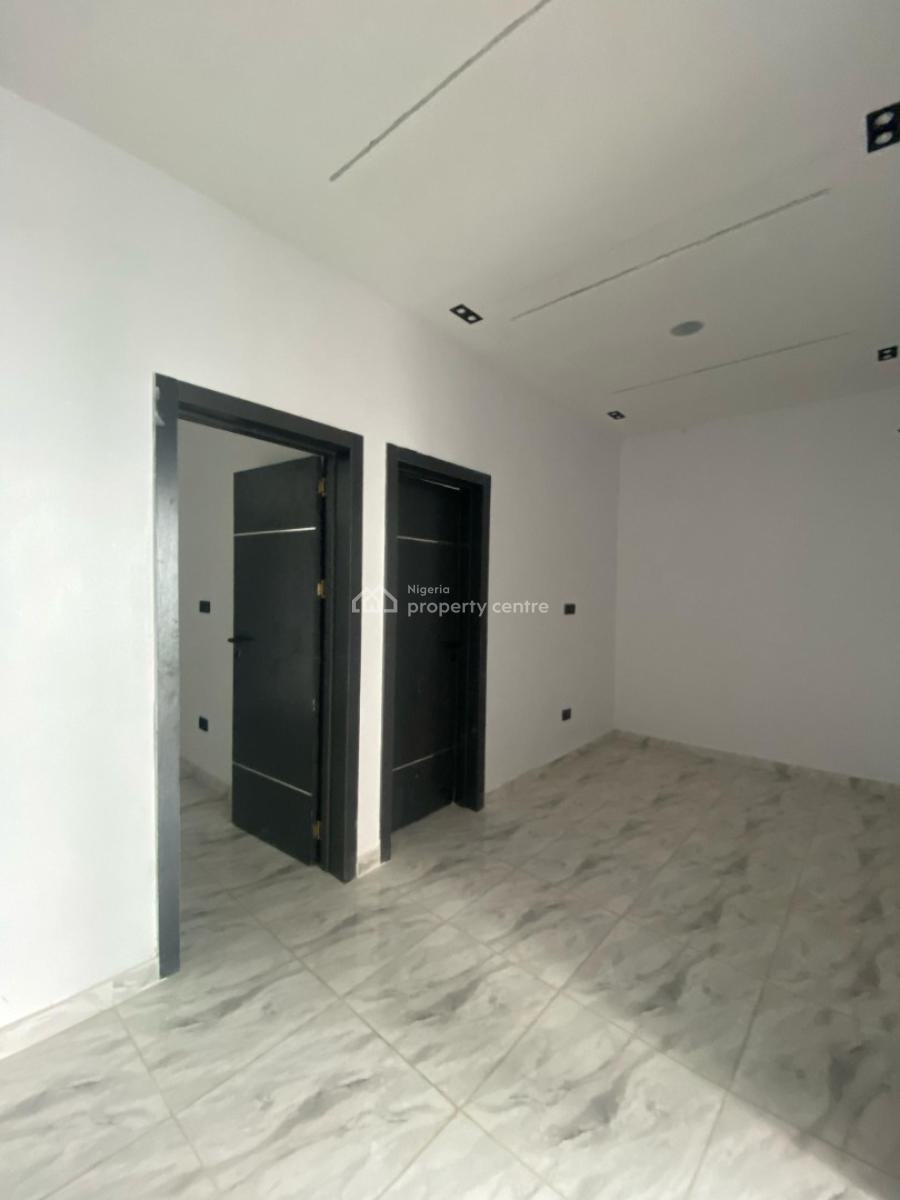 Elegant 3 Bedroom Terrace with Modern Finishes, Ikota, Lekki, Lagos, Terraced Duplex for Sale
