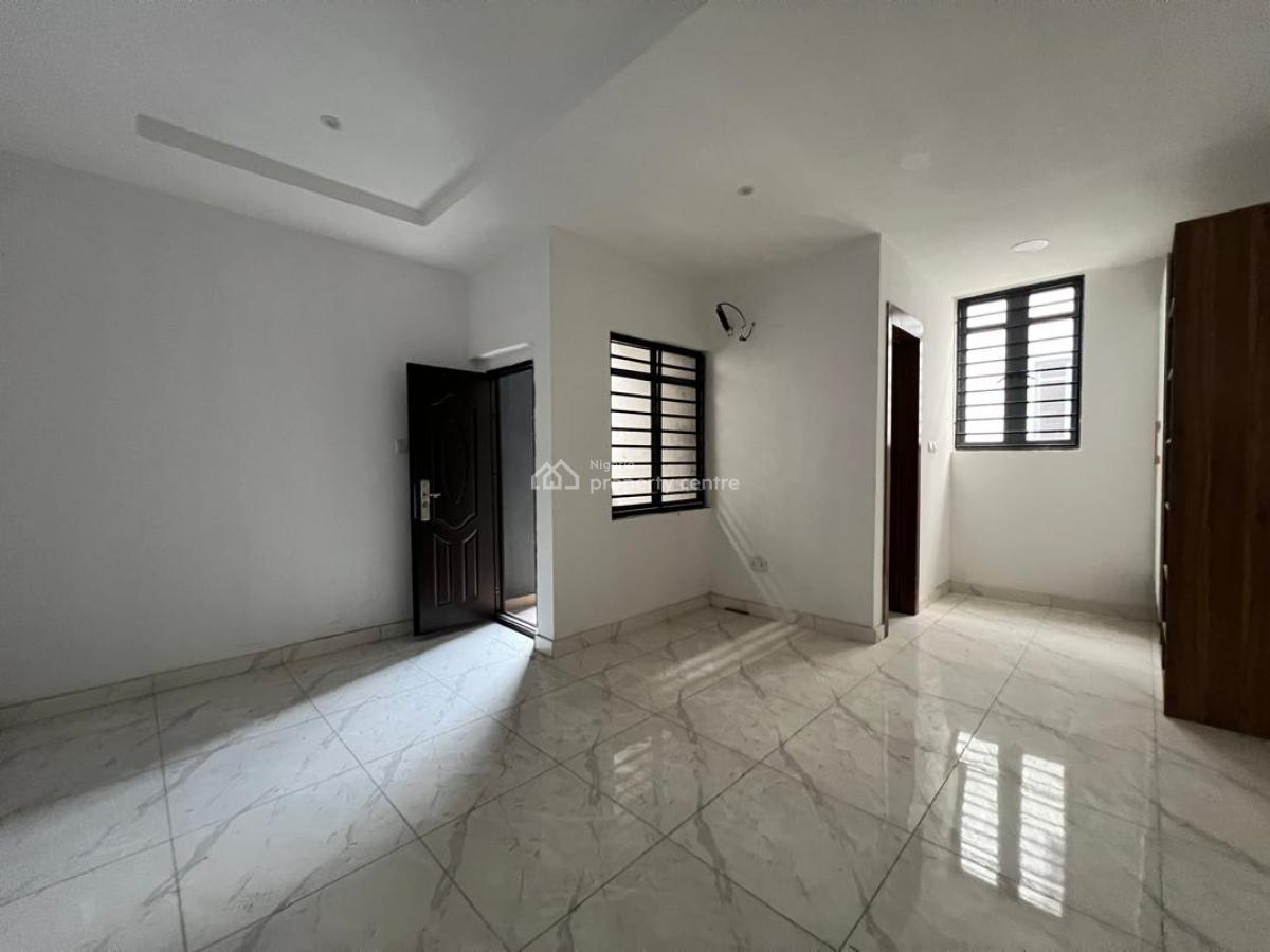 4 Bedroom Terrace with a Room Boys Quarter, Ikate Elegushi, Lekki, Lagos, Terraced Duplex for Sale