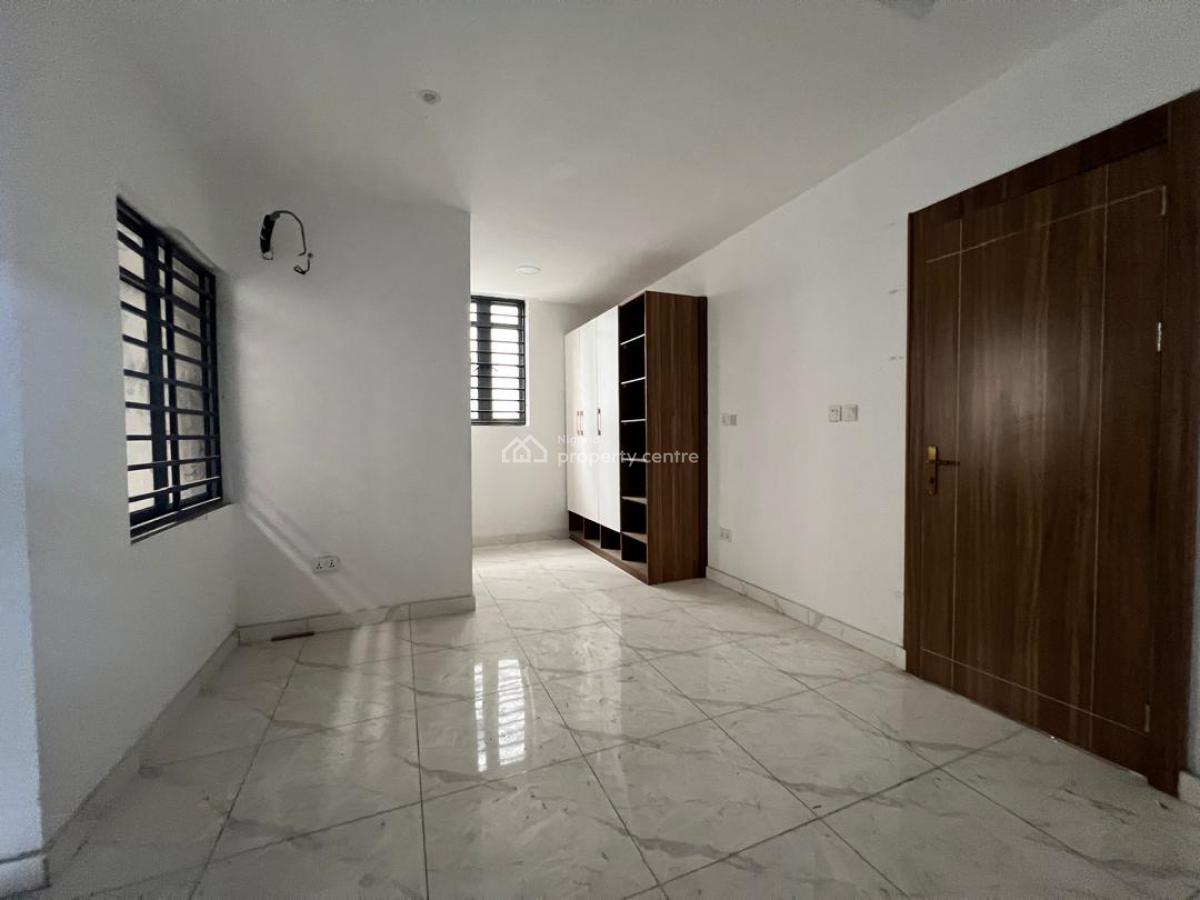 4 Bedroom Terrace with a Room Boys Quarter, Ikate Elegushi, Lekki, Lagos, Terraced Duplex for Sale