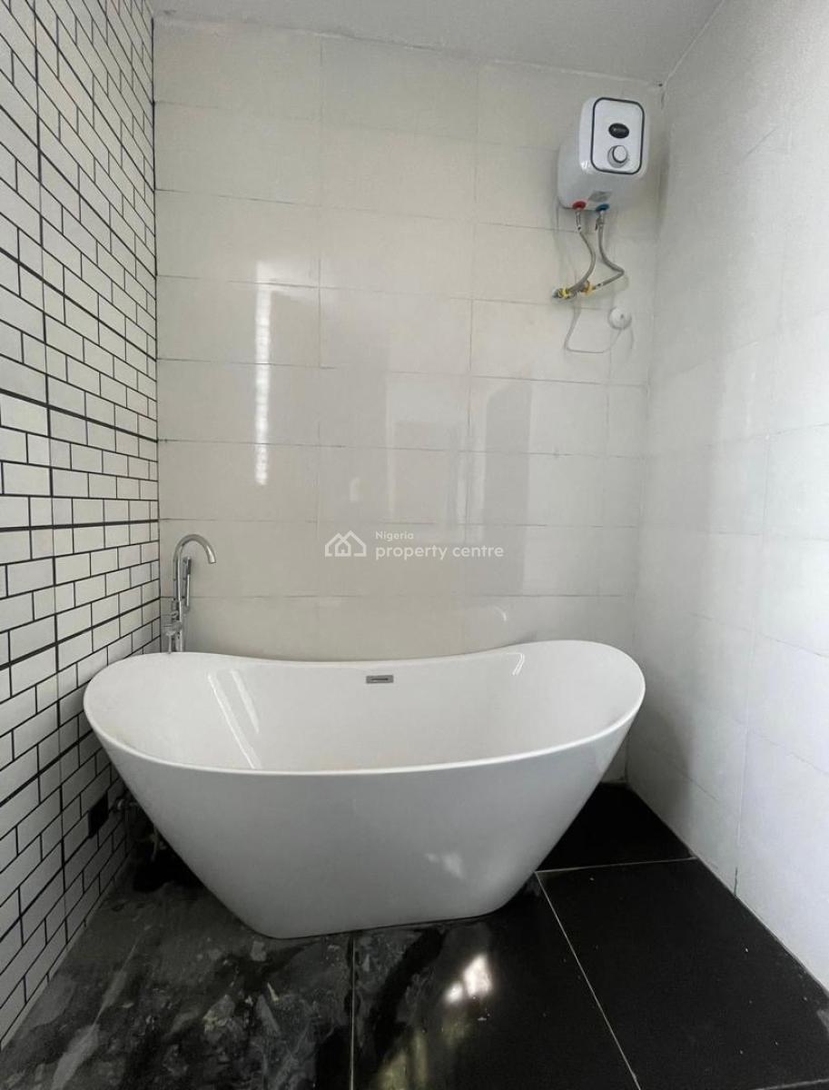 4 Bedrooms Terraced Duplex, Osapa, Lekki, Lagos, Terraced Duplex for Sale