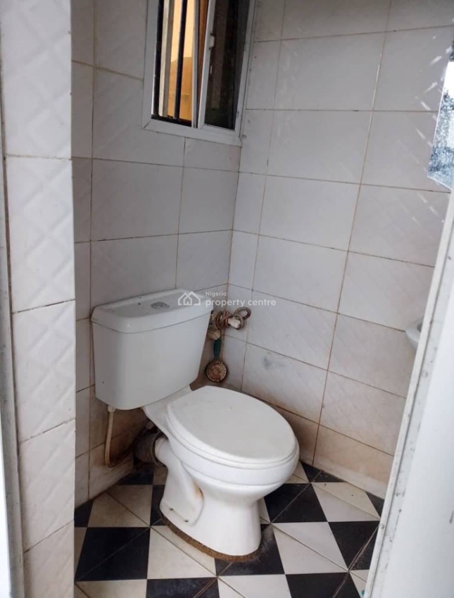 a Room Shared Apartment with Wardrobe Nice Compound, Ajah, Lagos, Flat / Apartment for Rent