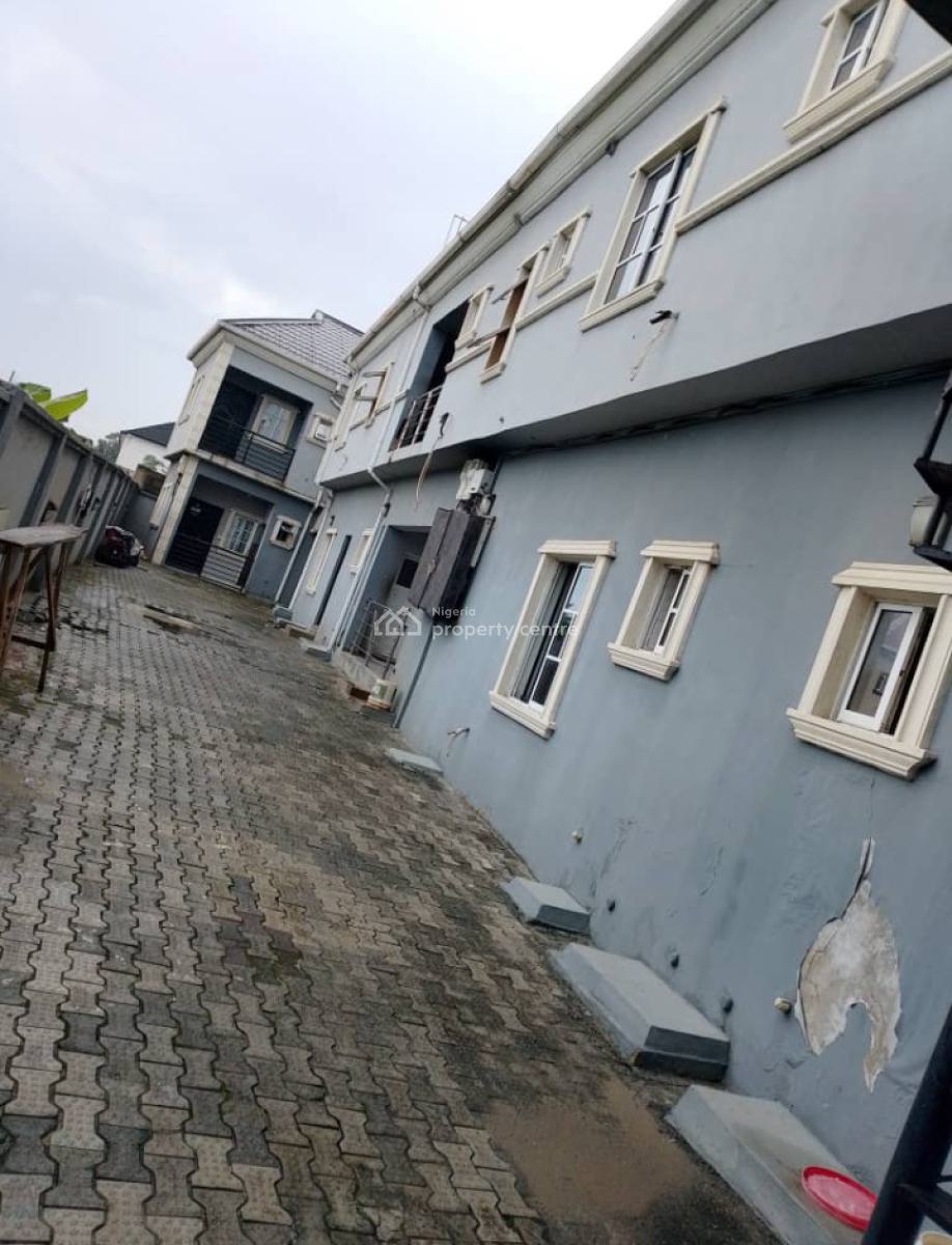 a Room Shared Apartment with Wardrobe Nice Compound, Ajah, Lagos, Flat / Apartment for Rent
