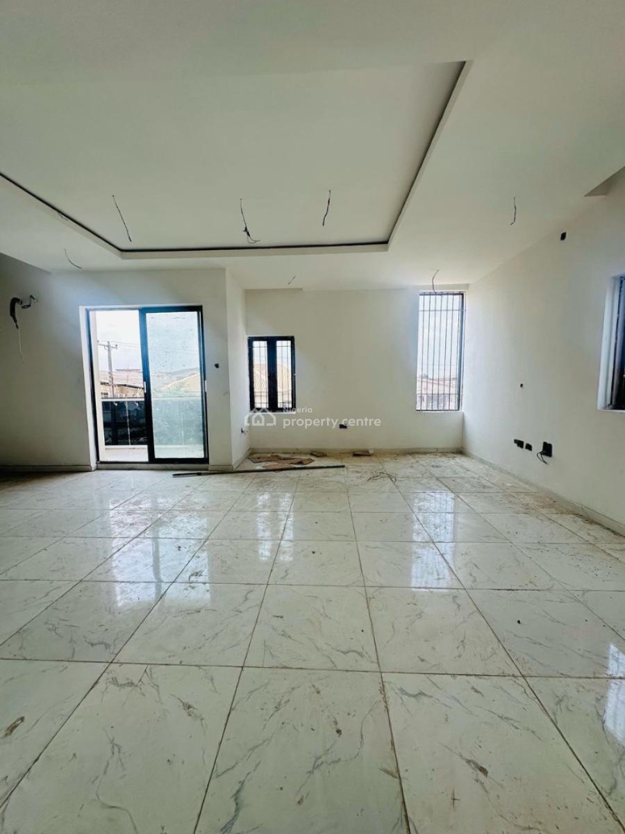 4 Bedroom Semi Detached Duplex in a Serene Environment, Obanikoro, Shomolu, Lagos, Semi-detached Duplex for Sale
