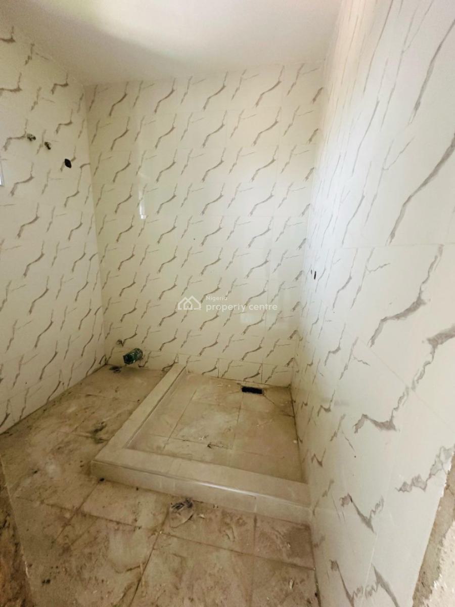 4 Bedroom Semi Detached Duplex in a Serene Environment, Obanikoro, Shomolu, Lagos, Semi-detached Duplex for Sale