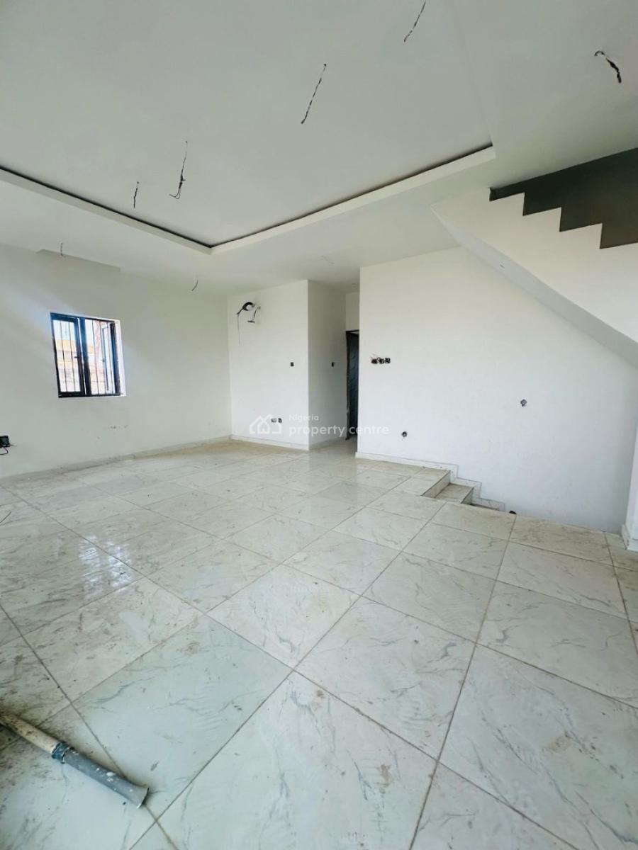 4 Bedroom Semi Detached Duplex in a Serene Environment, Obanikoro, Shomolu, Lagos, Semi-detached Duplex for Sale