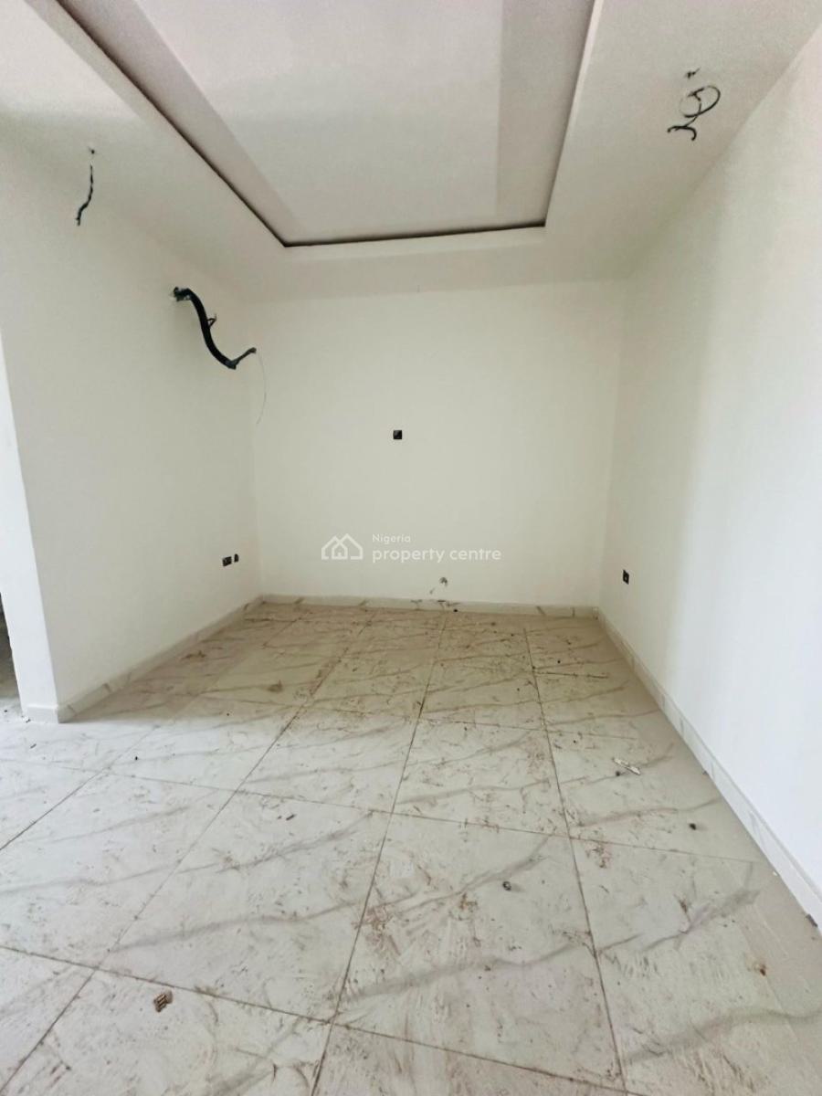 4 Bedroom Semi Detached Duplex in a Serene Environment, Obanikoro, Shomolu, Lagos, Semi-detached Duplex for Sale