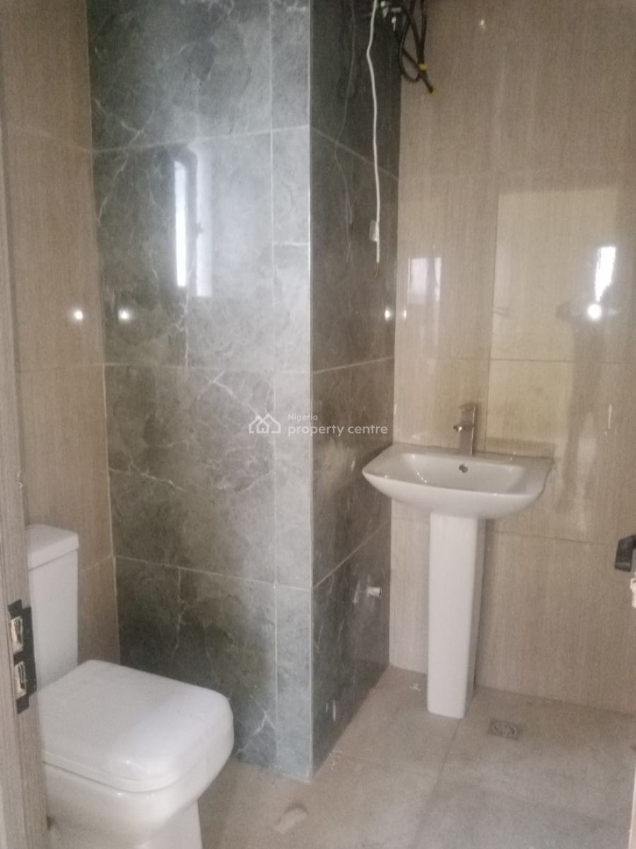 Classic New Luxury Spacious 3 Bedroom Apartment with Bq, Durumi, Abuja, Flat / Apartment for Rent