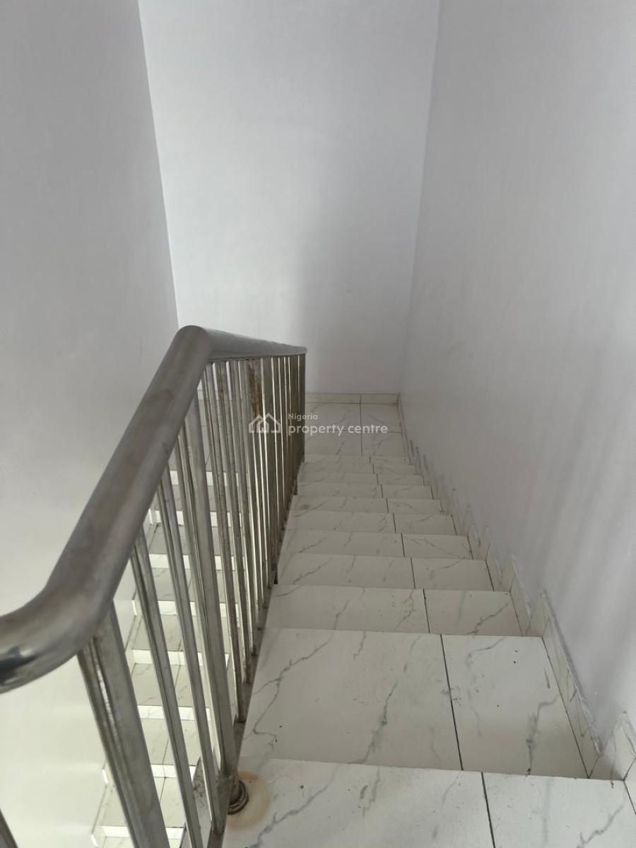 2-bedroom Penthouse Flat, Agungi, Lekki, Lagos, Flat / Apartment for Rent