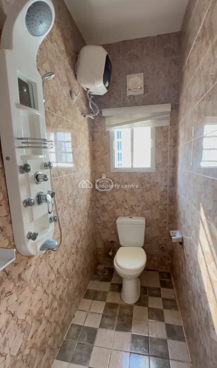 Standard Bedroom Inside a Shared Apartment., Ocean Bay Estate Orchid Road, Lekki, Lagos, Self Contain (single Rooms) for Rent