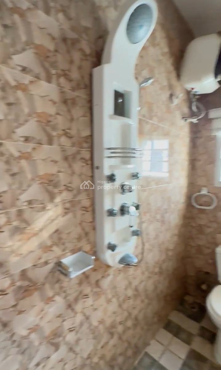Standard Bedroom Inside a Shared Apartment., Ocean Bay Estate Orchid Road, Lekki, Lagos, Self Contain (single Rooms) for Rent