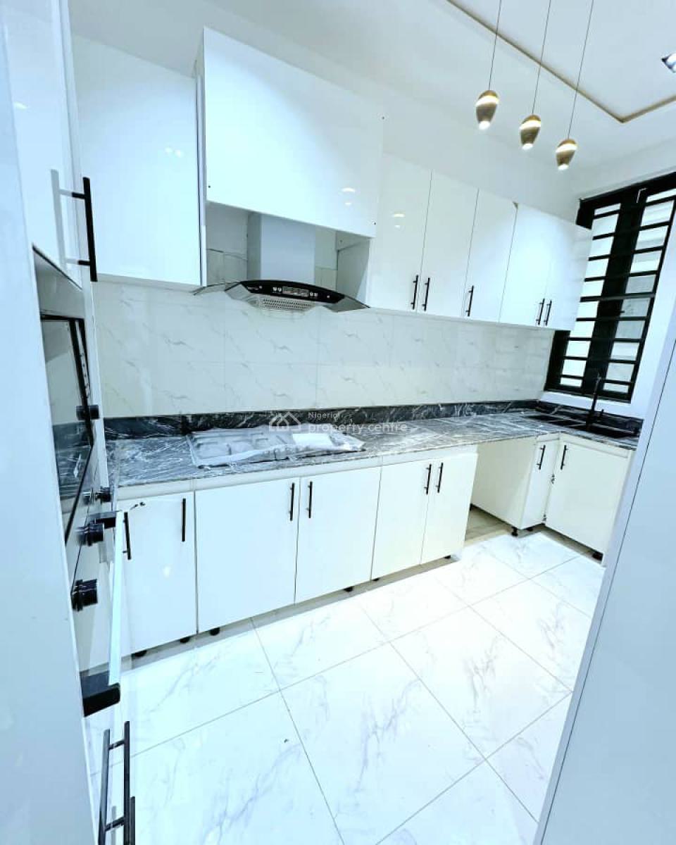 Spacious 4 Bedroom Terrace, Ologolo, Lekki, Lagos, Terraced Duplex for Sale