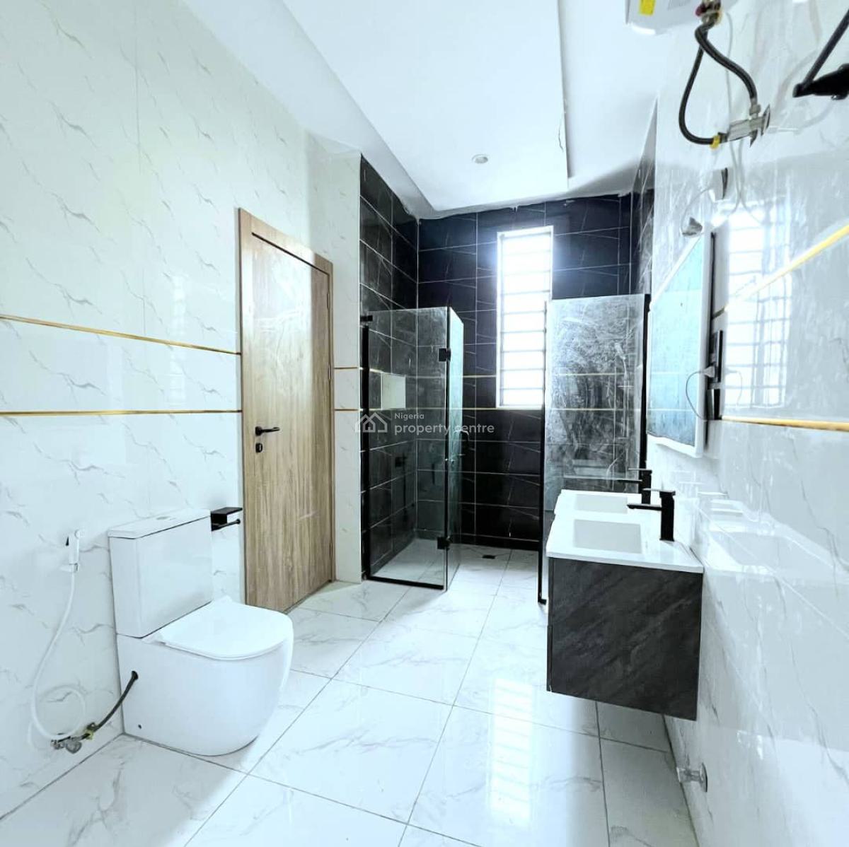 Spacious 4 Bedroom Terrace, Ologolo, Lekki, Lagos, Terraced Duplex for Sale