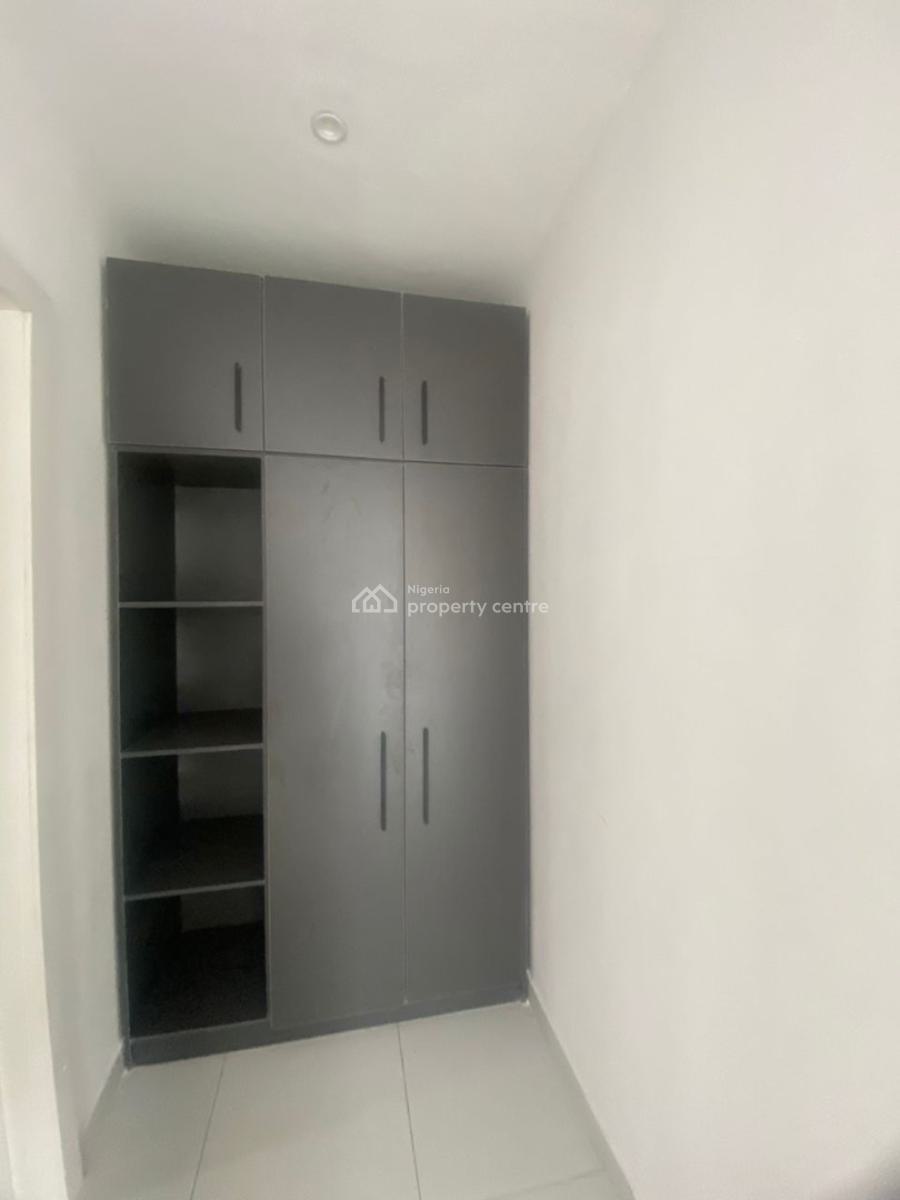 3 Bedroom Apartment with Bq & Elevator, Lekki Phase 1, Lekki, Lagos, Flat / Apartment for Rent