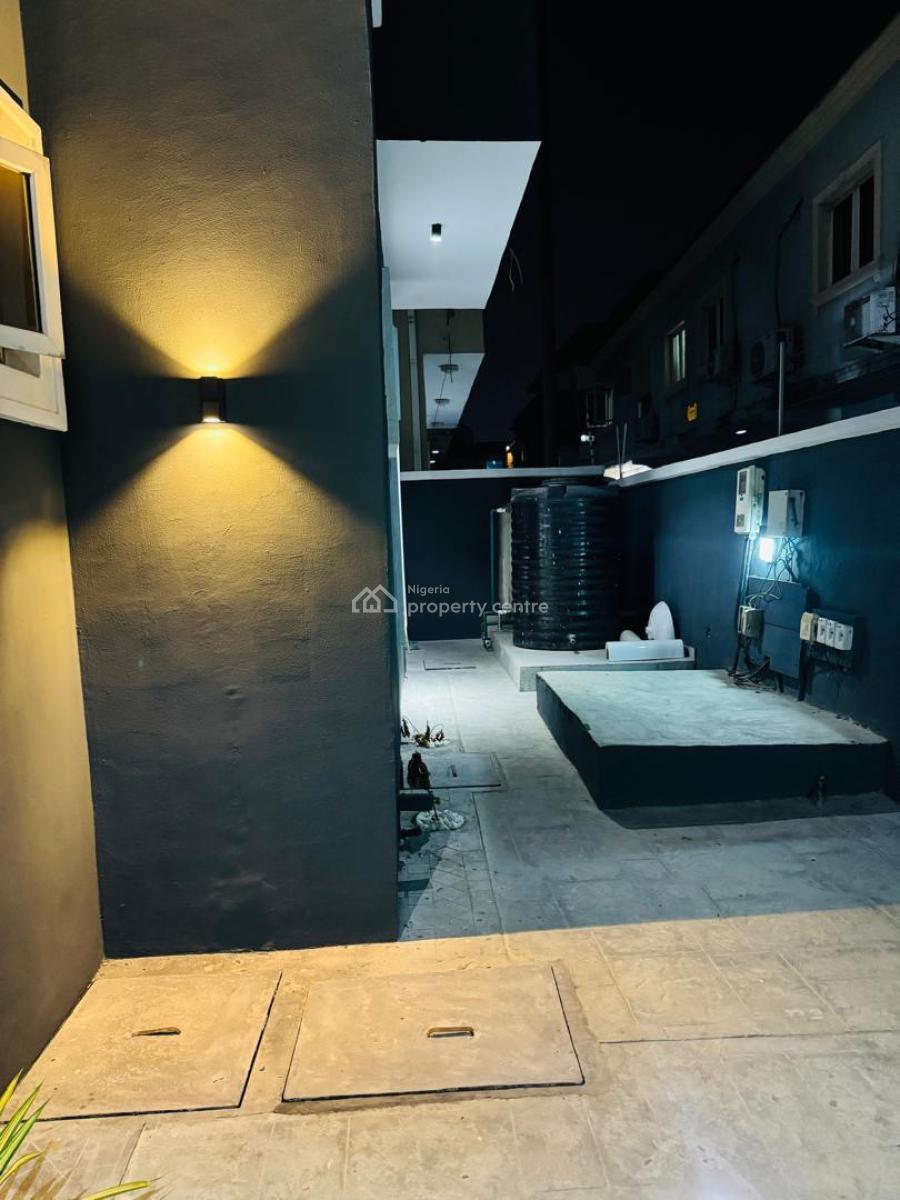 4 Bedroom Semi Detached Duplex with Bq for Distress, Chevron Drive, Lekki Phase 2, Lekki, Lagos, House for Sale